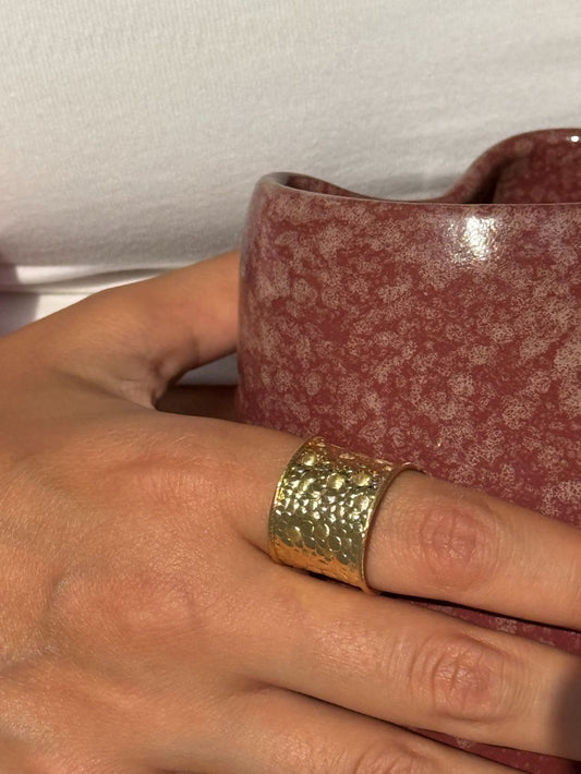 18K Gold Hammered Wide Band Ring