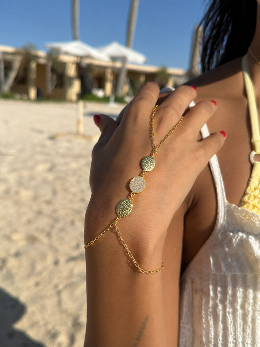 18K Sands of Gold Hand Chain