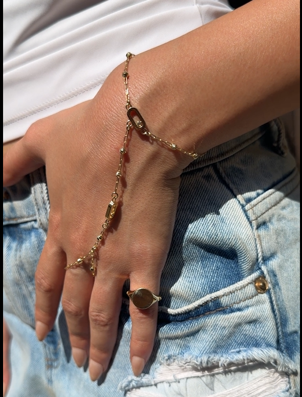 18K Gold Linked Hand Chain