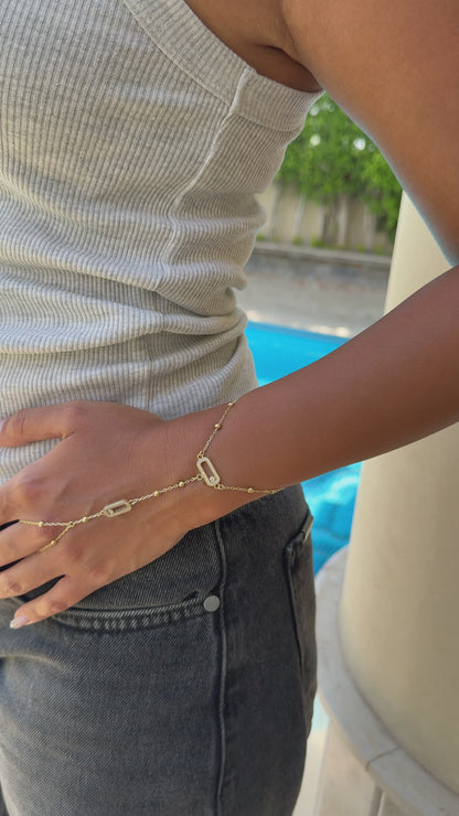 18K Radiant Rectangular Link Hand Chain