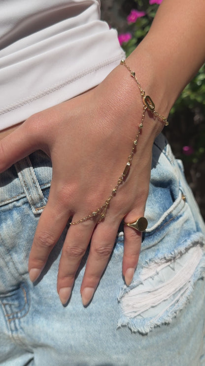 18K Gold Linked Hand Chain